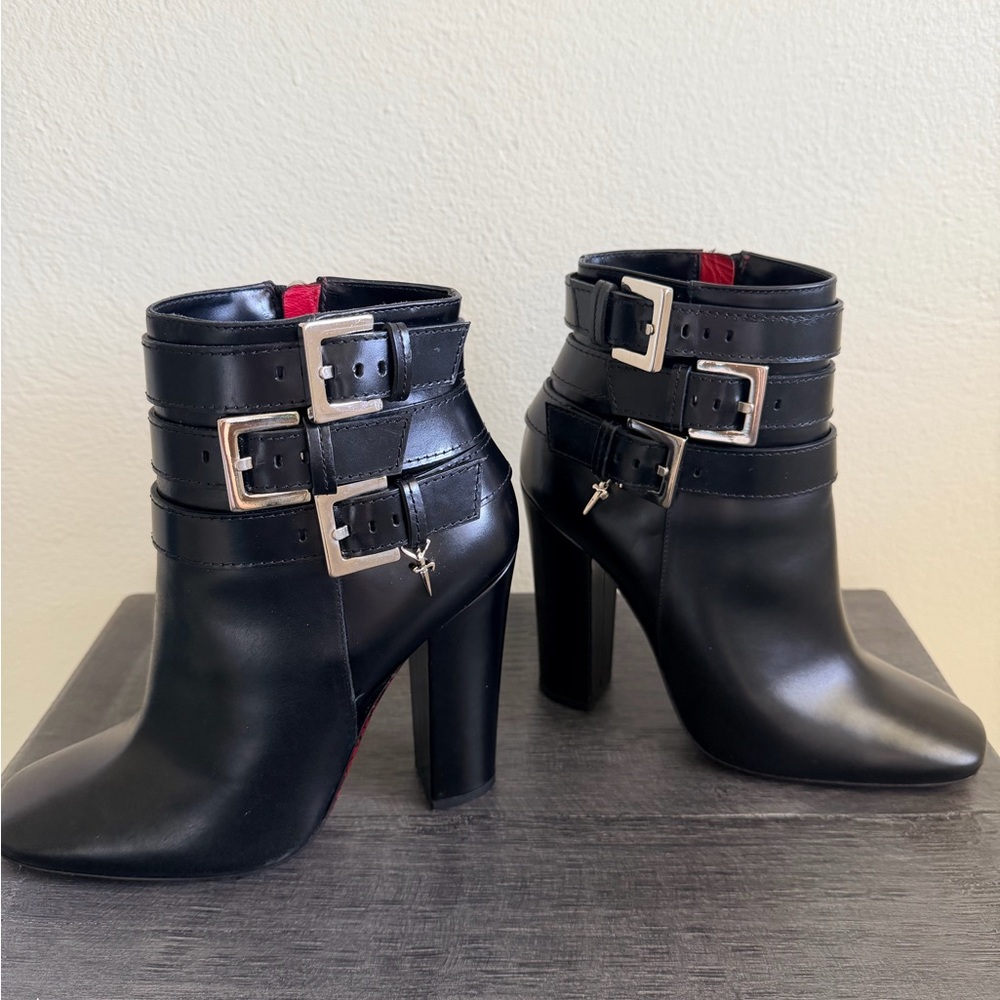 Cesare Paciotti Dagger Low Boots
